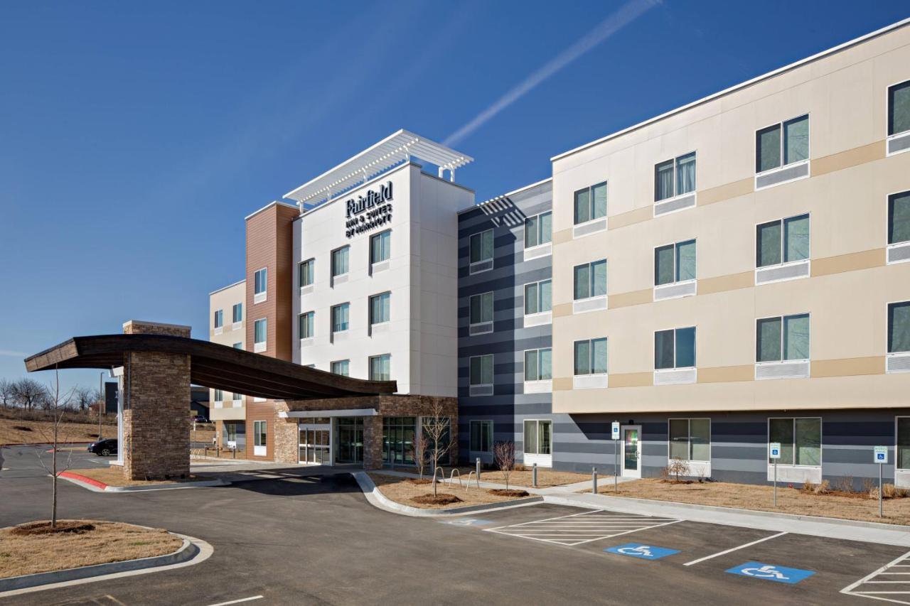 Fairfield Inn & Suites By Marriott Fayetteville Exterior photo